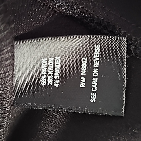 NWOT Torrid size 0 Studio Ponte Knit Snake Skin Moto Jacket - Picture 6 of 8